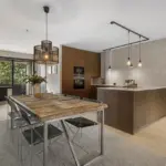 Trænger du til nyt liv i køkkenet? Sådan ændrer du stemningen med køkkenlamper